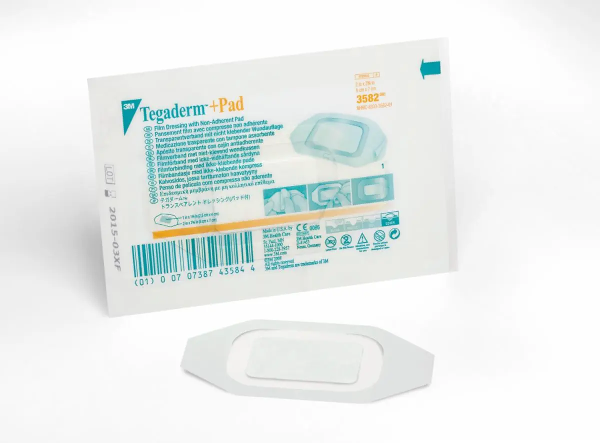 Apósitos Transparentes Adhesivos con Almohadilla Absorbente no Adherente 3M Tegaderm 3582, 5 cm x 7 cm, 4/Caja