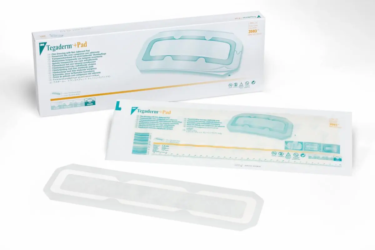 Apósitos Transparentes Adhesivos con Almohadilla Absorbente no Adherente 3M Tegaderm 3593, 9 cm x 35 cm, 4/Caja