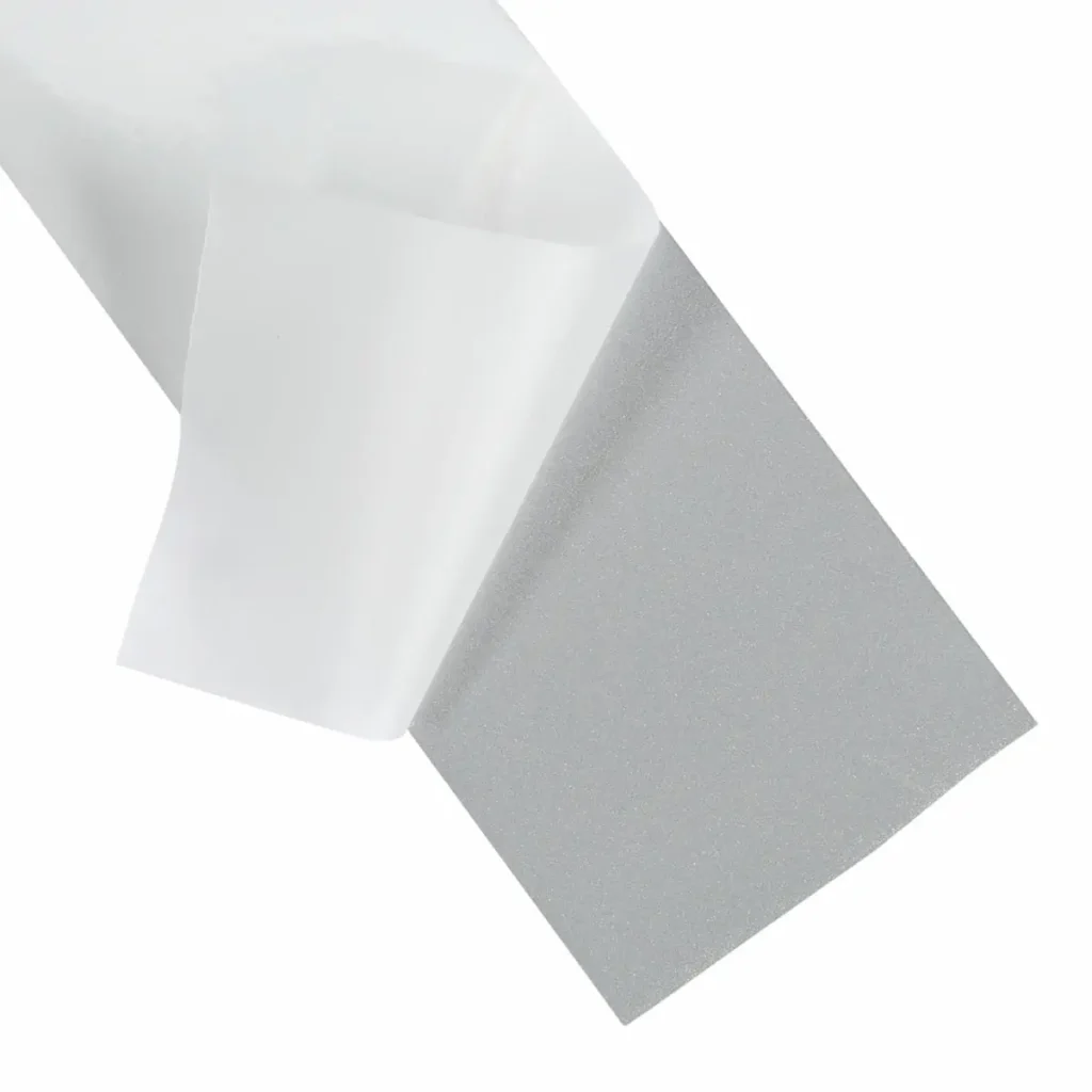 3M™ Scotchlite™ Lámina termosoldable elástica de material reflectante 8712 S