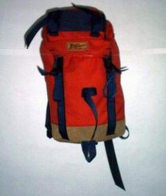 MOCHILA C/CUERO 60 LTS