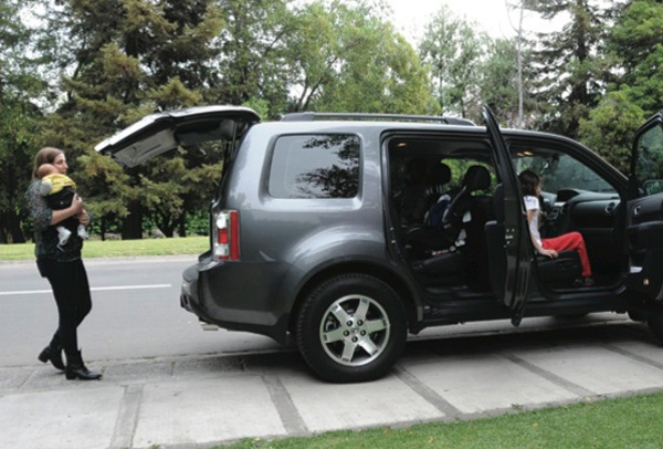 Mujeres-y-el-honda-pilot