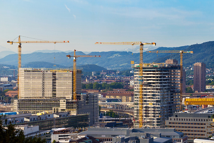 Liebherr-revolving-tower-crane