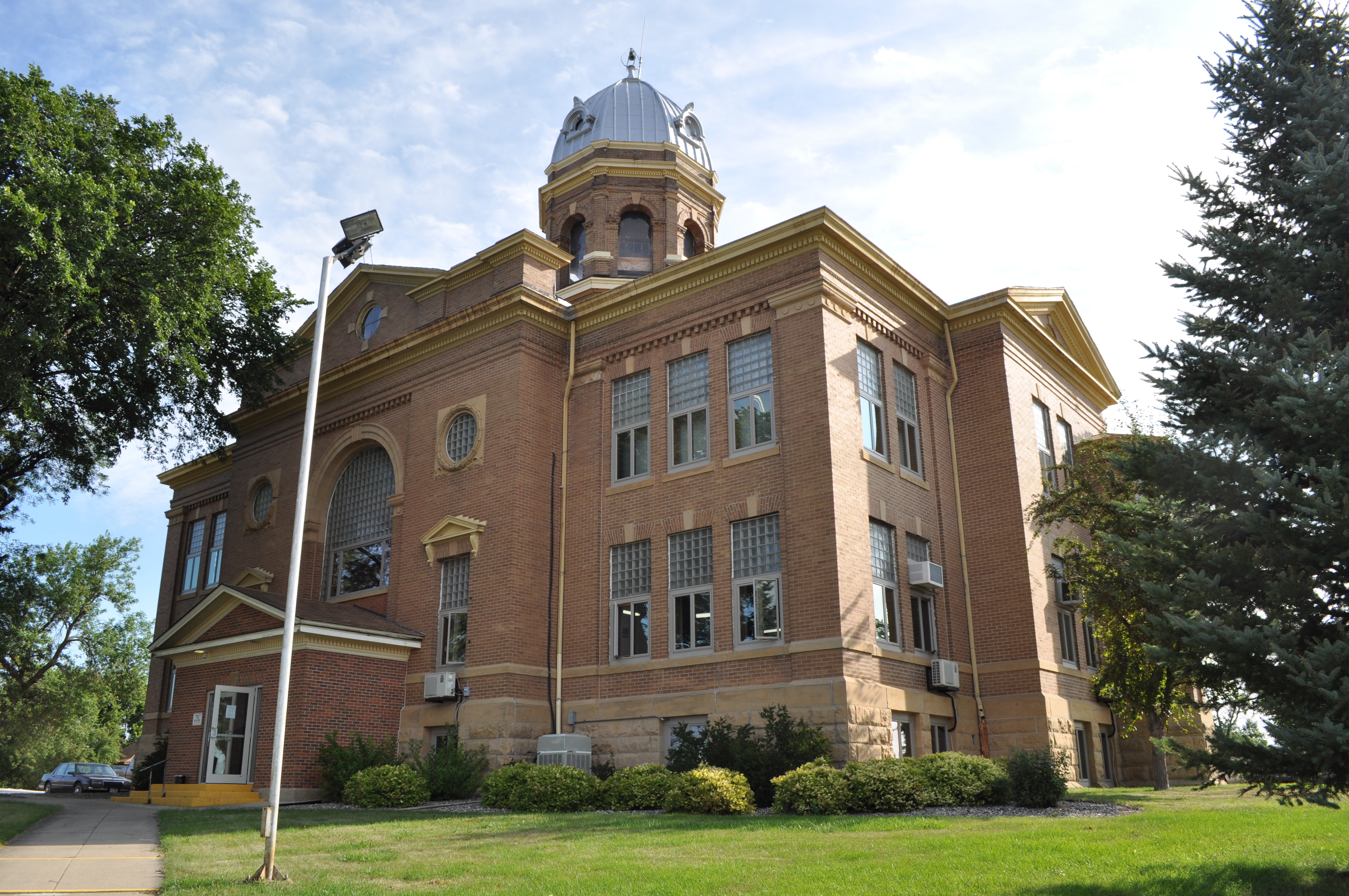 019-Roberts-County-Court-House-Miami-Texas