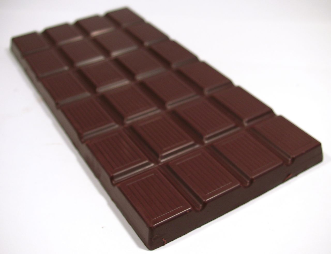 Говорящая шоколада. Плиточный шоколад Версаль. Шоколадная плитка. Шоколадка плитка. Огромная плитка шоколада.