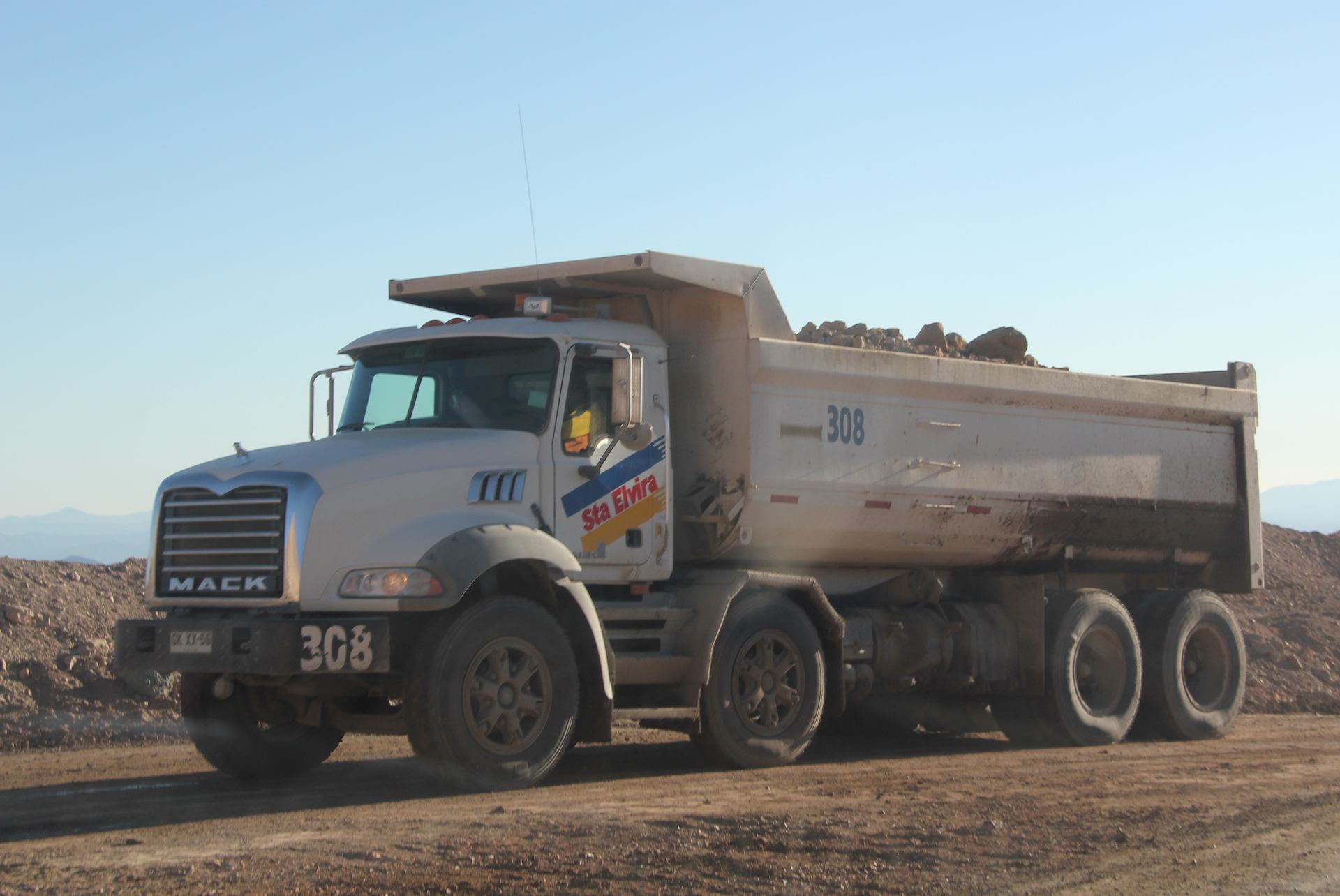 Web Equipo Camion Tolva