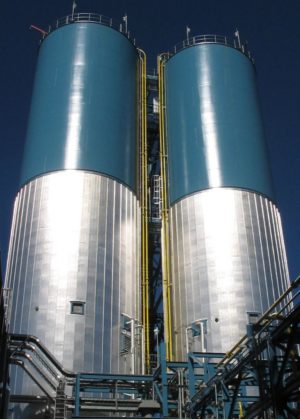 Silos-powerplant-reagent-733x1024