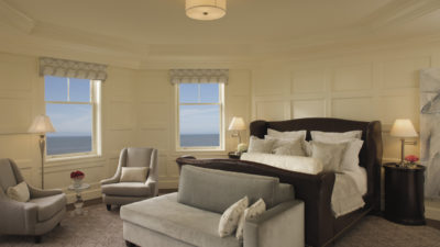 The Ritz-Carlton Suite