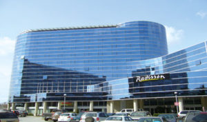 Experience Upscale Comfort At The Radisson Hotel New Rochelle